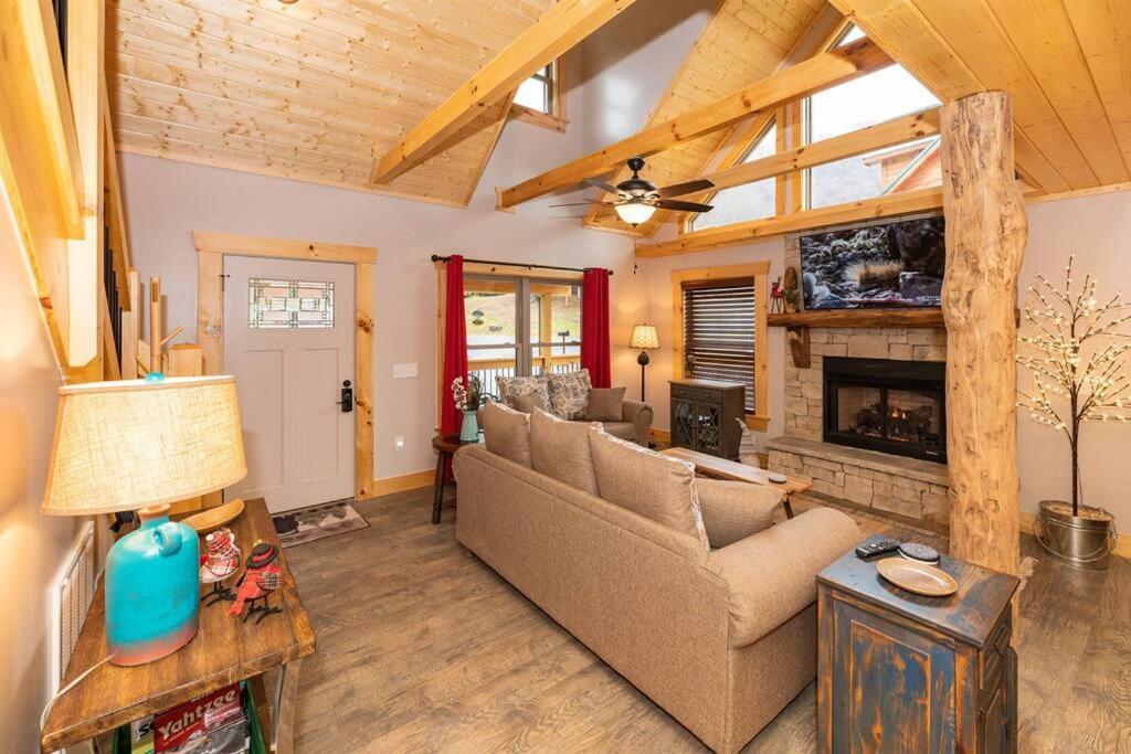 The Snow Owl Cabin Maggie Valley Exterior foto
